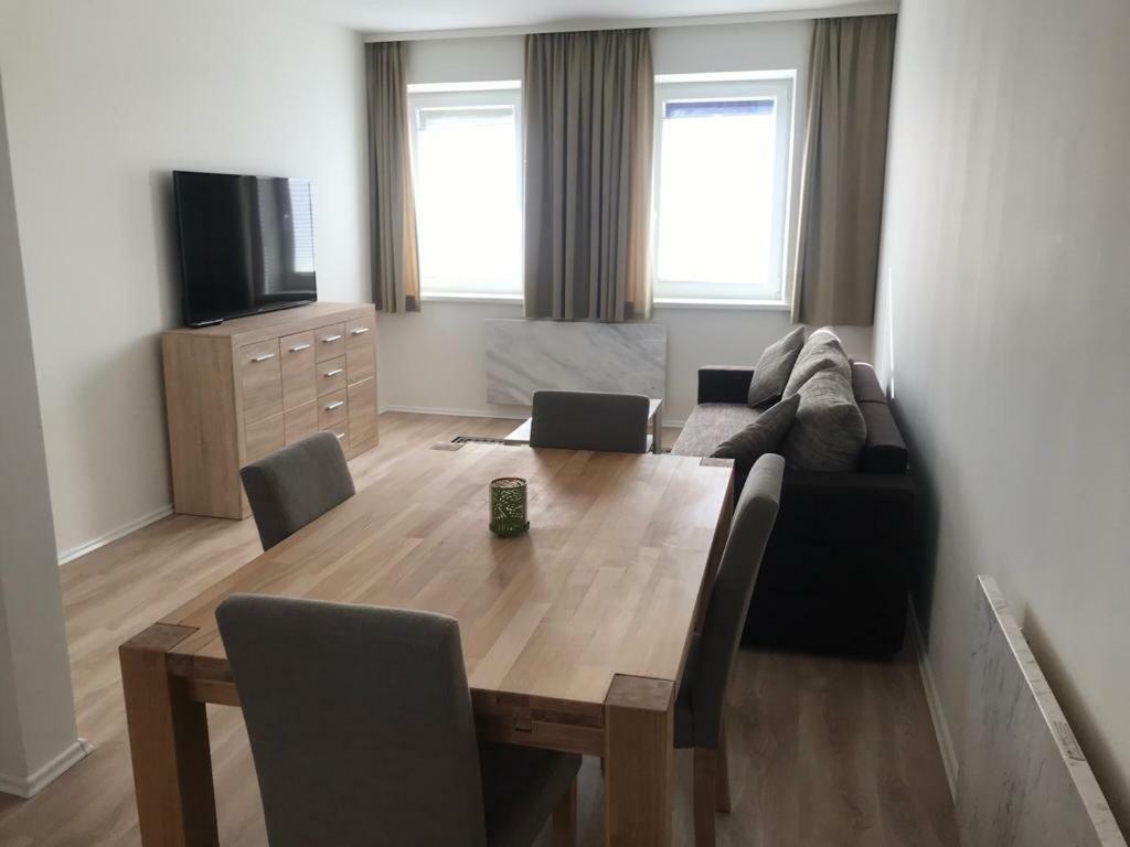 Ferienwohnung An Der Alten Weed Bad Windsheim Exterior foto